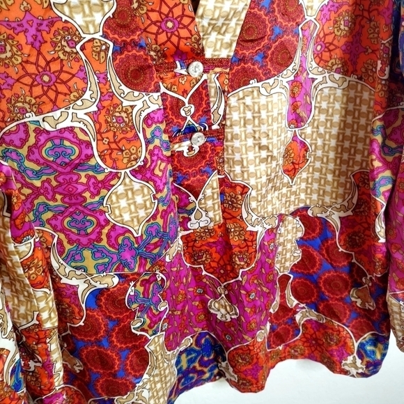 Natori abstract v neck multicolor blouse sz Xl - Picture 3 of 9